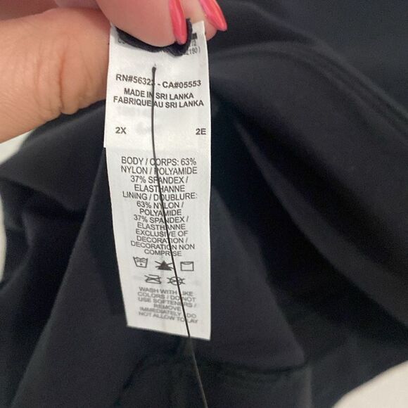 NWT- Nike- Black training sports bra- Size 2X - Picture 9 of 9